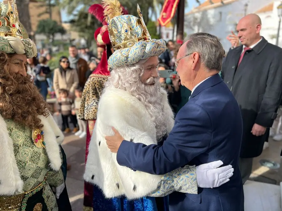 Visita de Sus Majestades los Reyes Magos 2025 - Daniel Hern&aacute;ndez