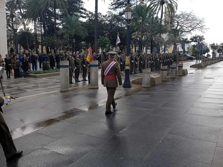 Parada militar por la Pascua 2025 - C&eacute;sar Mart&iacute;n
