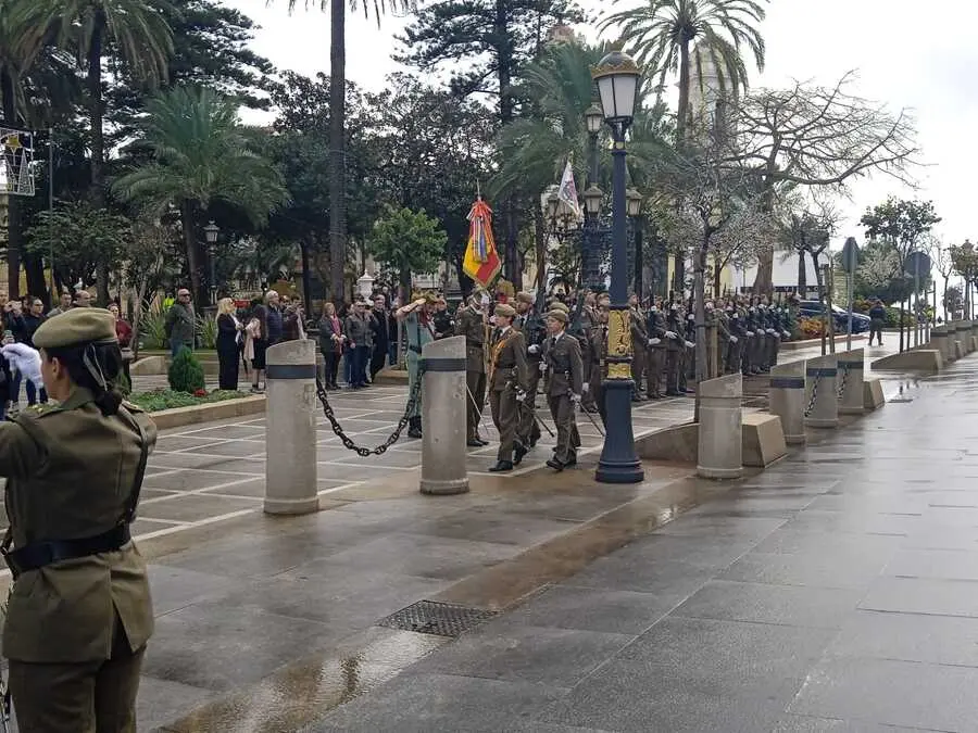 Parada militar por la Pascua 2025 - C&eacute;sar Mart&iacute;n