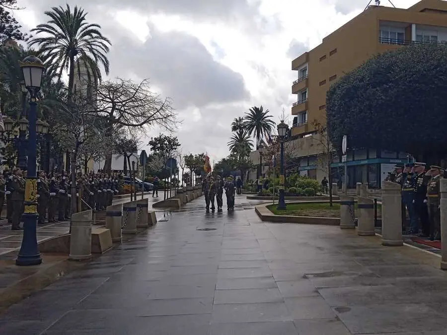 Parada militar por la Pascua 2025 - C&eacute;sar Mart&iacute;n