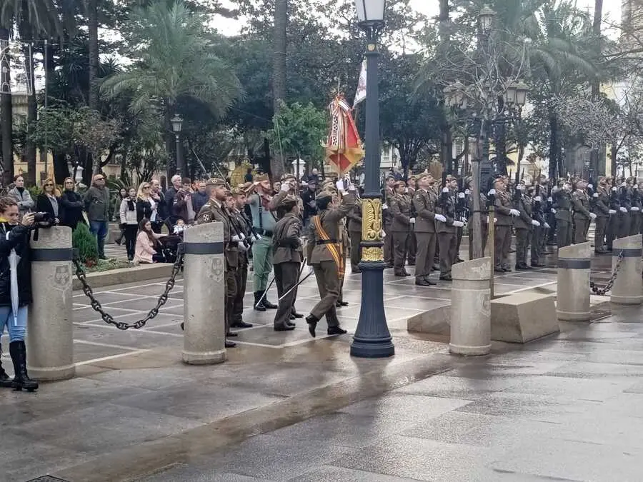Parada militar por la Pascua 2025 - C&eacute;sar Mart&iacute;n