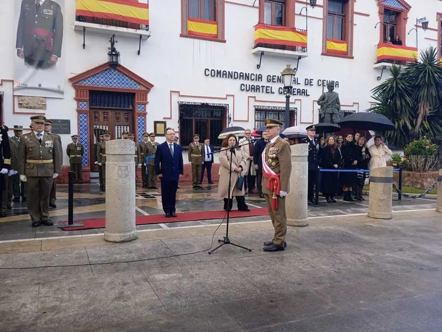 Parada militar por la Pascua 2025 - C&eacute;sar Mart&iacute;n