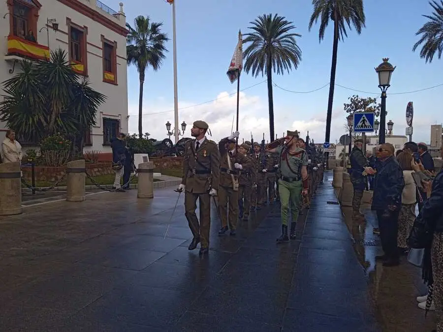 Parada militar por la Pascua 2025 - C&eacute;sar Mart&iacute;n