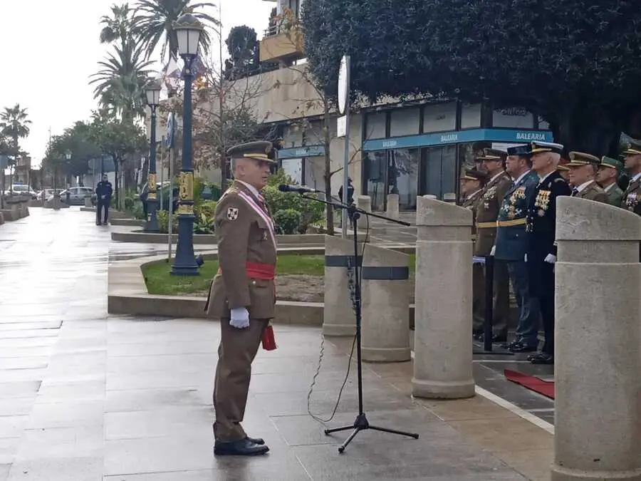 Parada militar por la Pascua 2025 - C&eacute;sar Mart&iacute;n