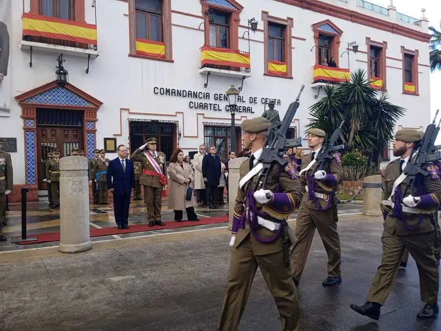 Parada militar por la Pascua 2025 - C&eacute;sar Mart&iacute;n