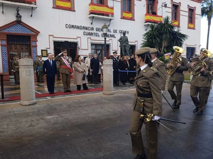 Parada militar por la Pascua 2025 - C&eacute;sar Mart&iacute;n