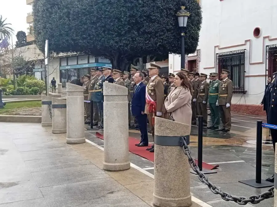Parada militar por la Pascua 2025 - C&eacute;sar Mart&iacute;n
