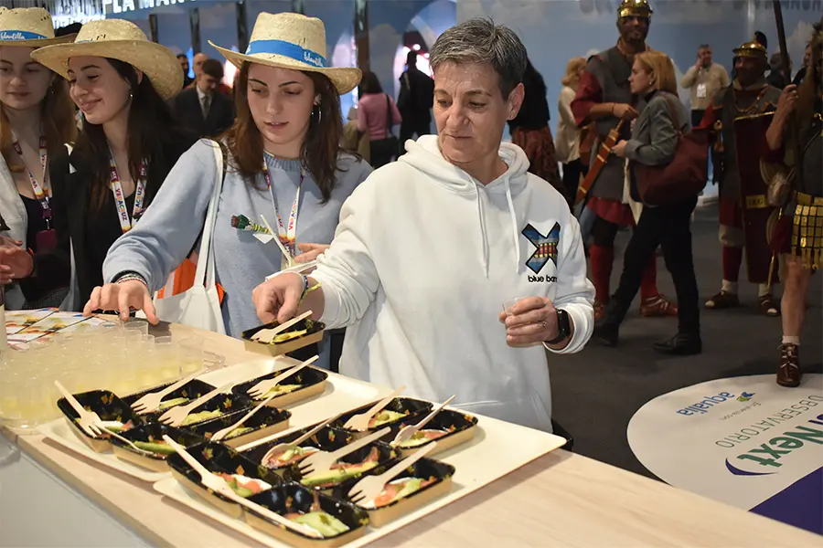 FITUR D&Iacute;A 2