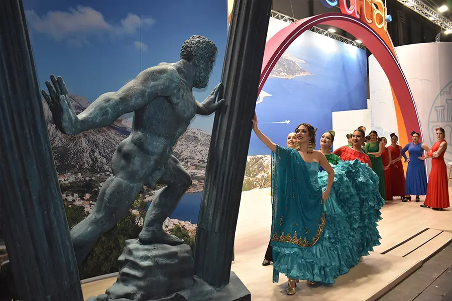 FITUR - Actuaci&oacute;n del Ballet de la Escuela de Mar&iacute;a Jos&eacute; Lesmes