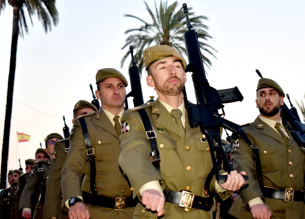 Arriado de Bandera protagonizado por la ULOG-23 (32)