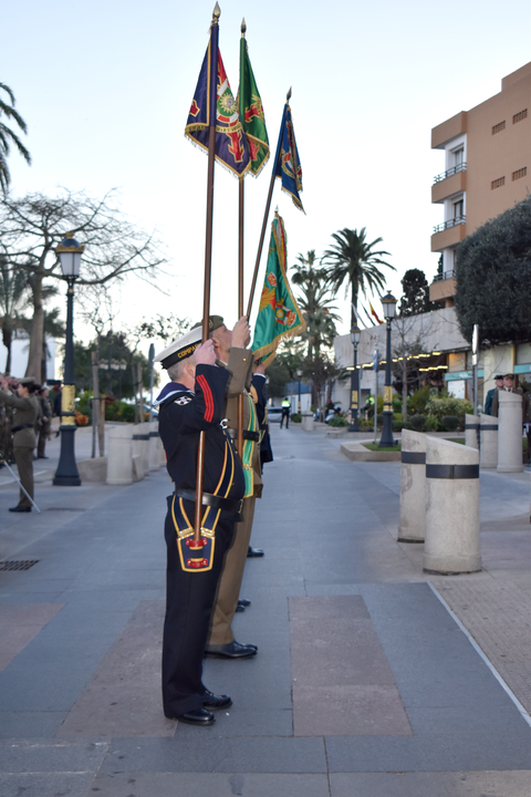 Arriado de Bandera protagonizado por la ULOG-23 (24)