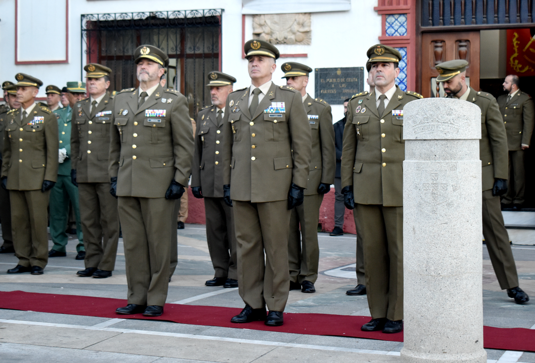 Arriado de Bandera protagonizado por la ULOG-23