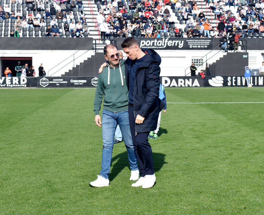 Jos&eacute; Juan Romero junto a Fernando Torres 