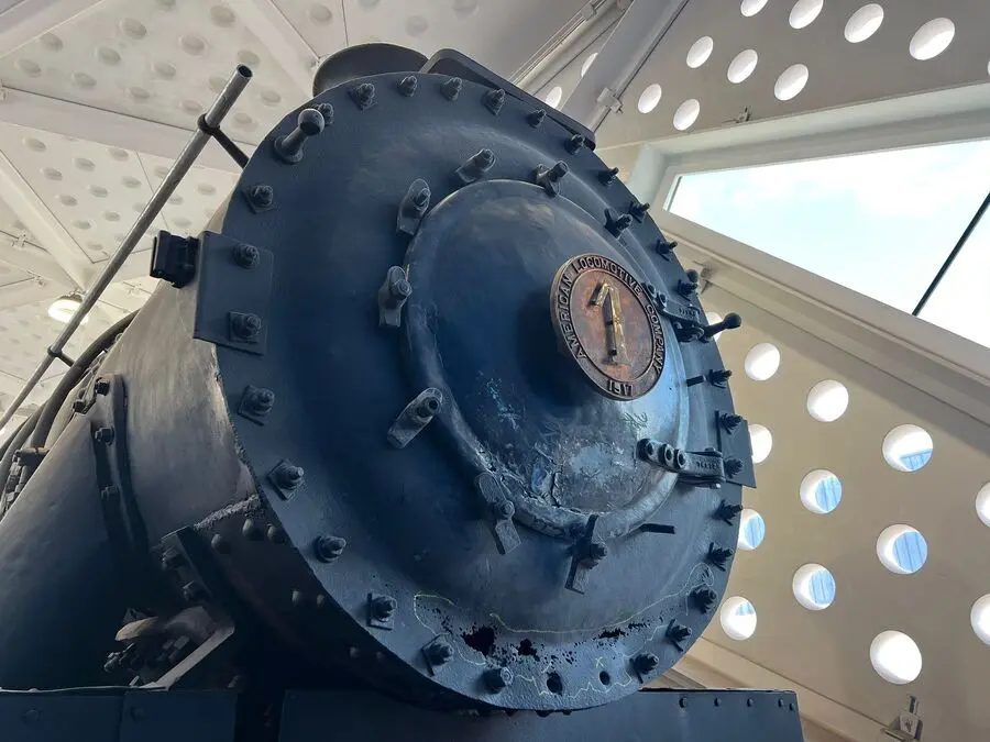 Restauraci&oacute;n de la locomotora en La Estaci&oacute;n - Daniel Hern&aacute;ndez