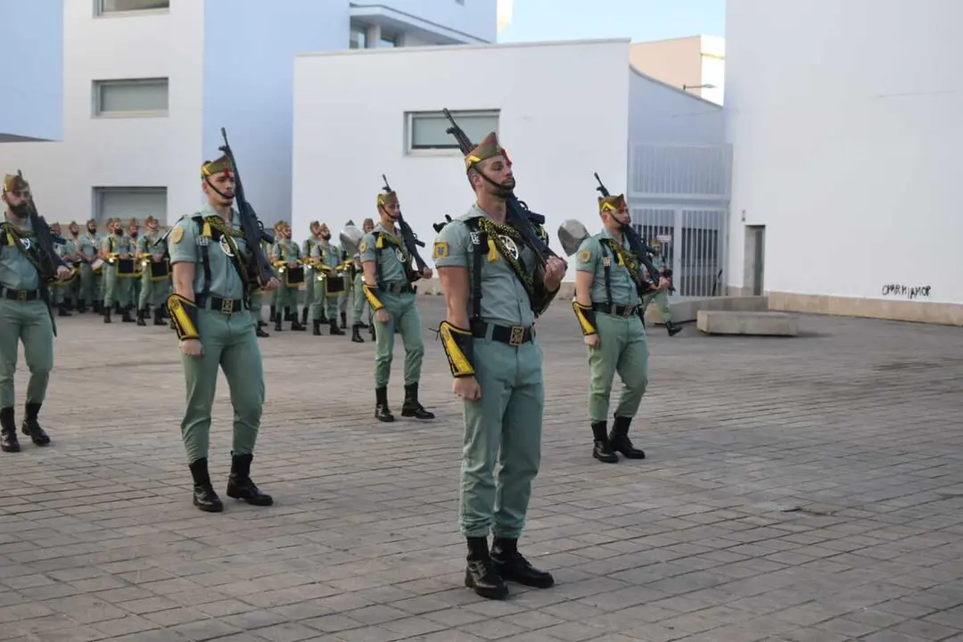 Pasacalles de la Legi&oacute;n - Rafa Baez