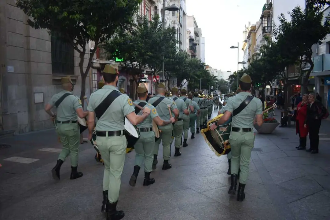 Pasacalles de la Legi&oacute;n - Rafa Baez