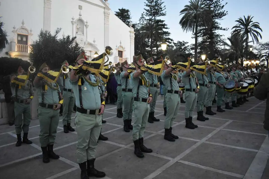 Pasacalles de la Legi&oacute;n - Rafa Baez
