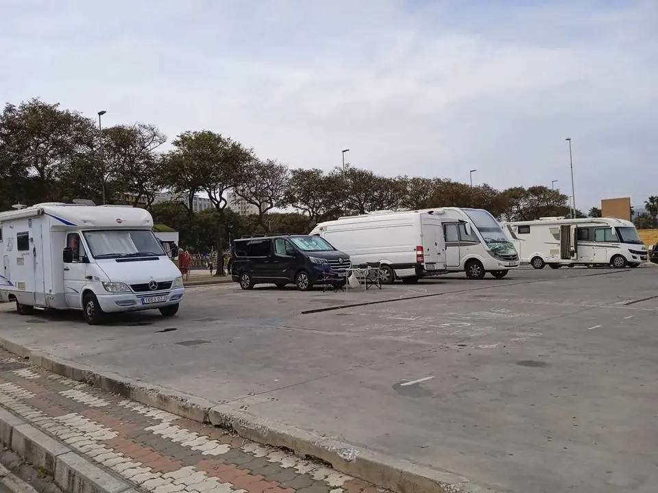 Concentraci&oacute;n de Caravanas - C&eacute;sar Mart&iacute;n