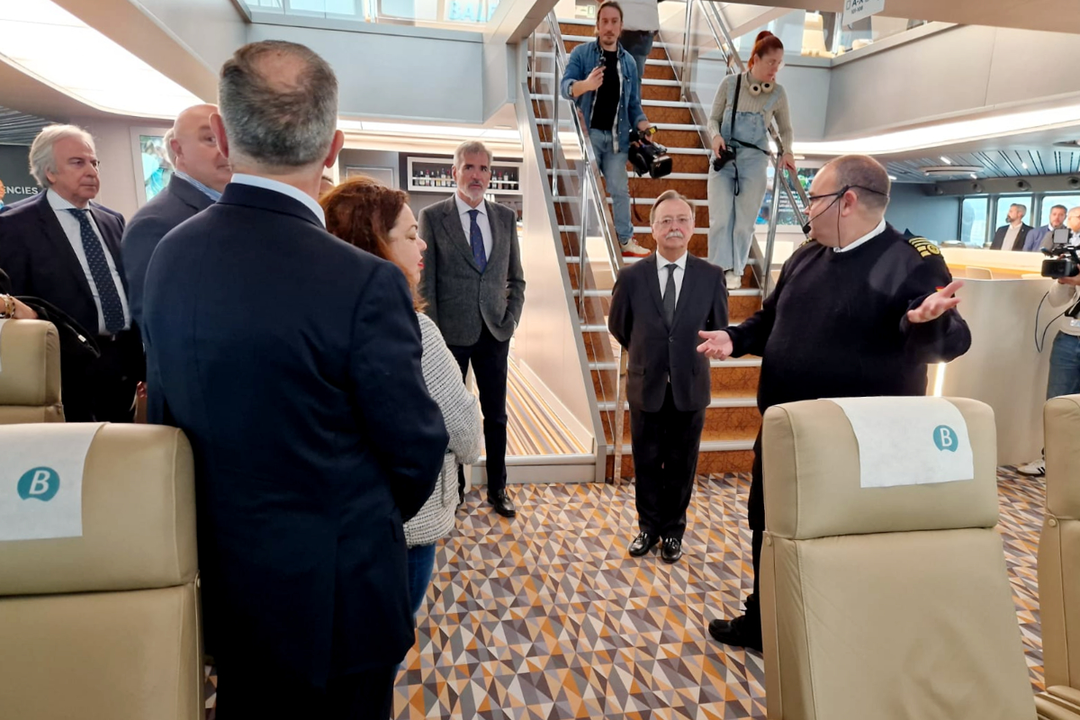 Nuevo Fast Ferry Margarita Salas de Bale&agrave;ria (17)