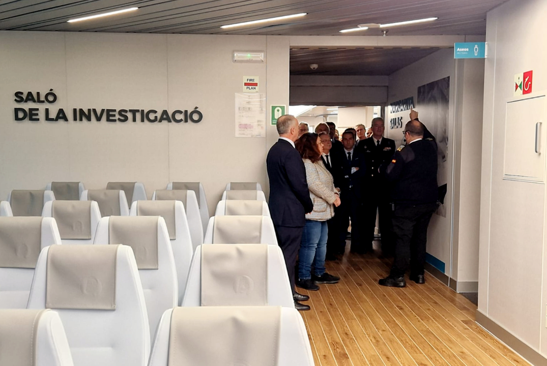 Nuevo Fast Ferry Margarita Salas de Bale&agrave;ria (13)