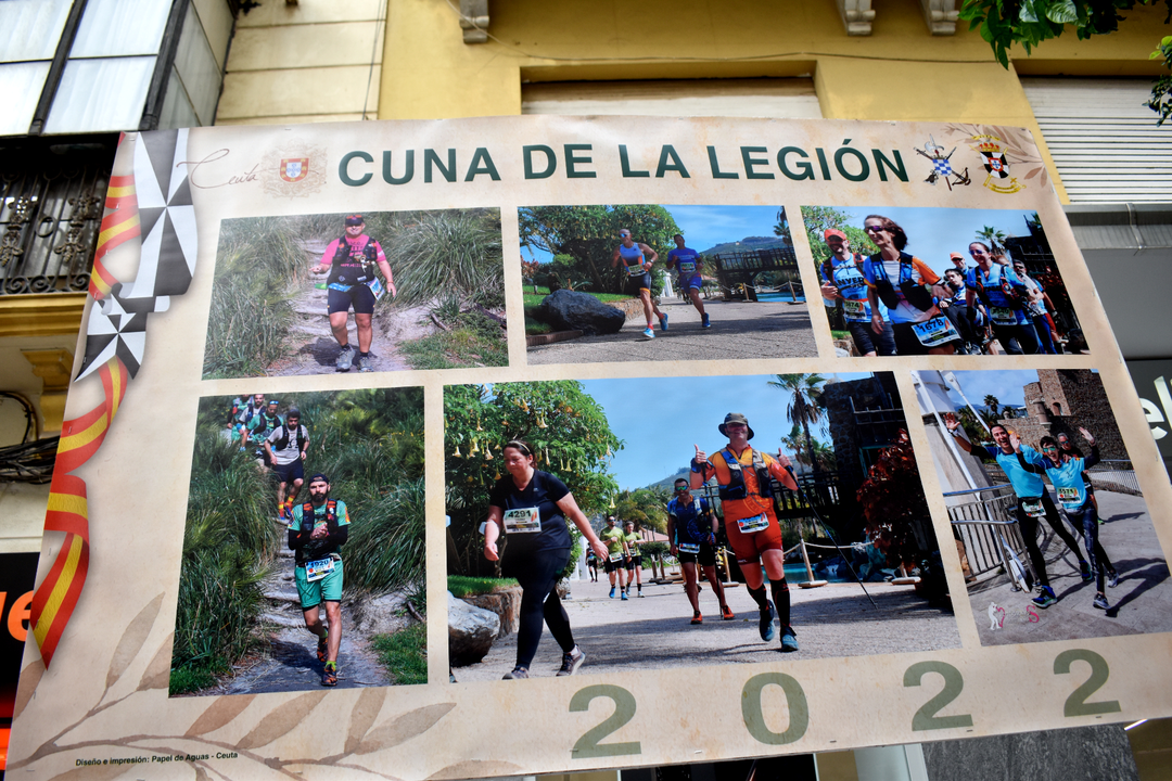 Exposici&oacute;n de la Cuna de la Legi&oacute;n en el Paseo del Revell&iacute;n  (8)