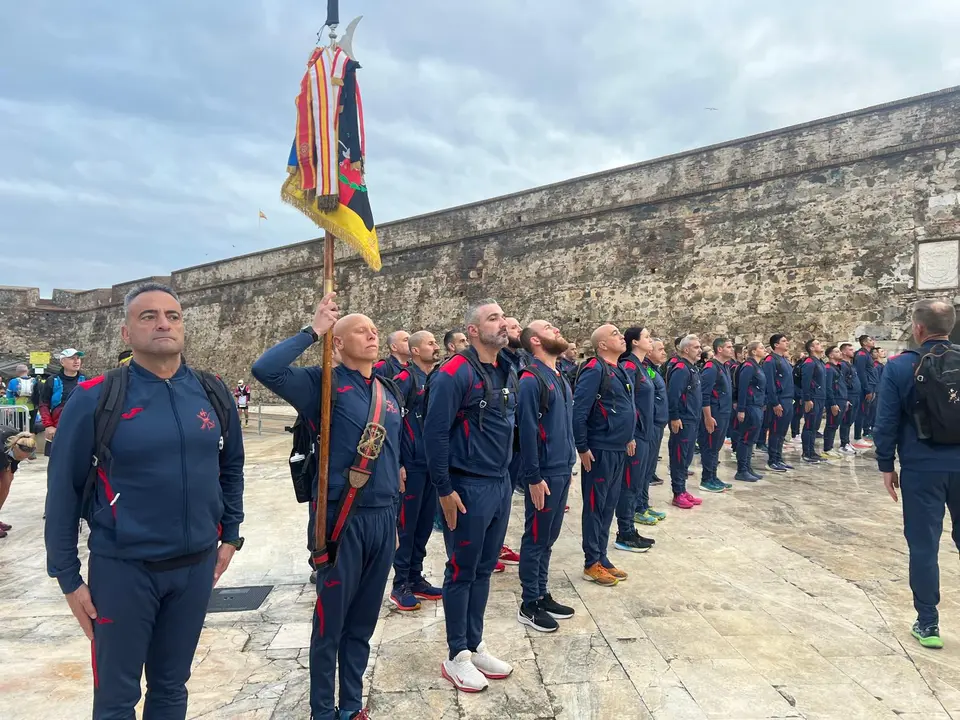 Equipo de Melilla durante la previa a la salida de la IX Cuna de la Legi&oacute;n - Alma Palomino