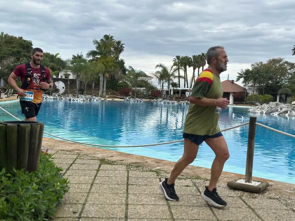 Paso por el Parque Mar&iacute;timo de la Cuna de la Legi&oacute;n / Mohamed Ettouileb