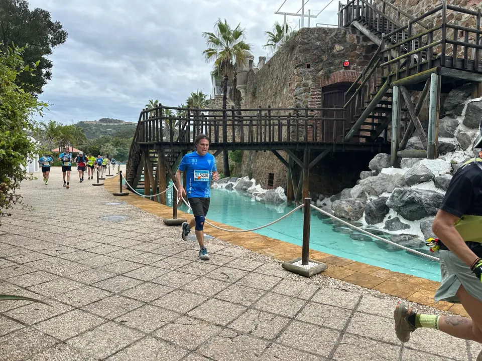 Paso por el Parque Mar&iacute;timo de la Cuna de la Legi&oacute;n / Mohamed Ettouileb