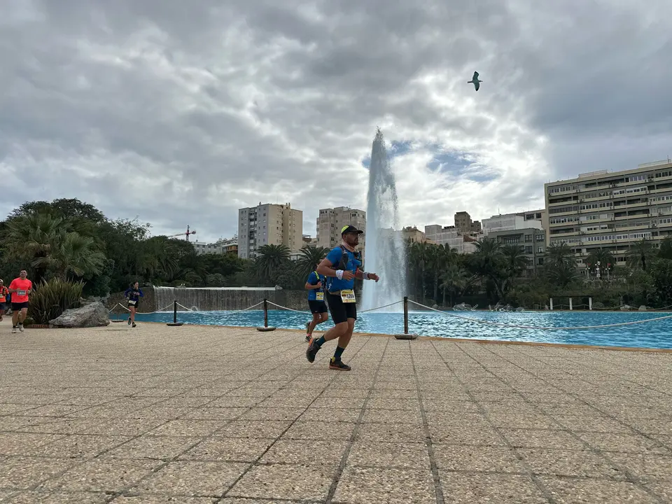 Paso por el Parque Mar&iacute;timo de la Cuna de la Legi&oacute;n / Mohamed Ettouileb