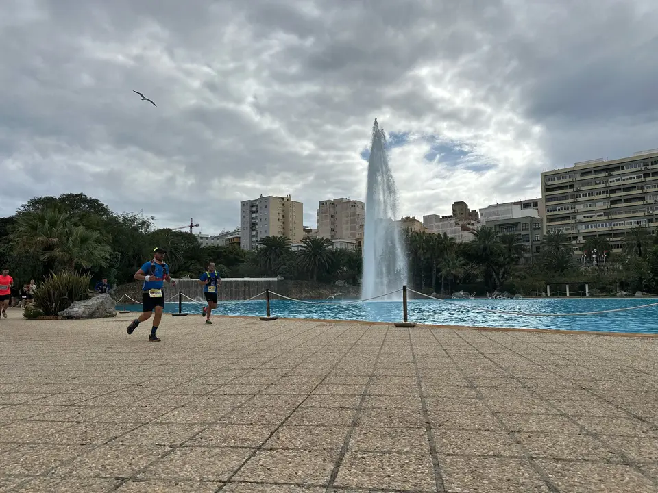 Paso por el Parque Mar&iacute;timo de la Cuna de la Legi&oacute;n / Mohamed Ettouileb