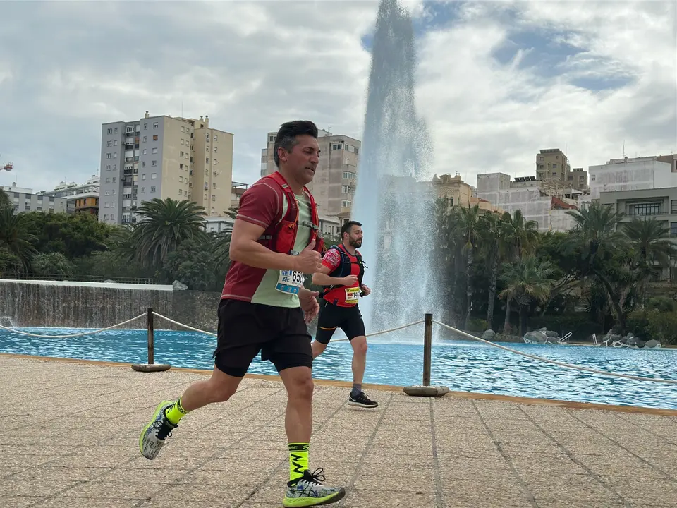 Paso por el Parque Mar&iacute;timo de la Cuna de la Legi&oacute;n / Mohamed Ettouileb