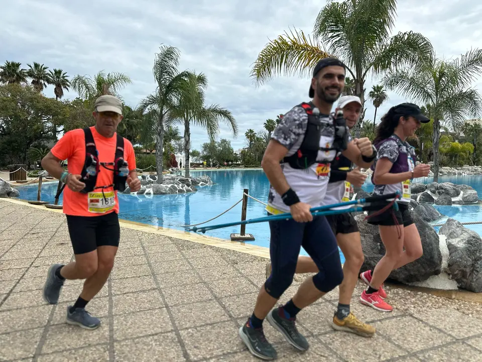 Paso por el Parque Mar&iacute;timo de la Cuna de la Legi&oacute;n / Mohamed Ettouileb