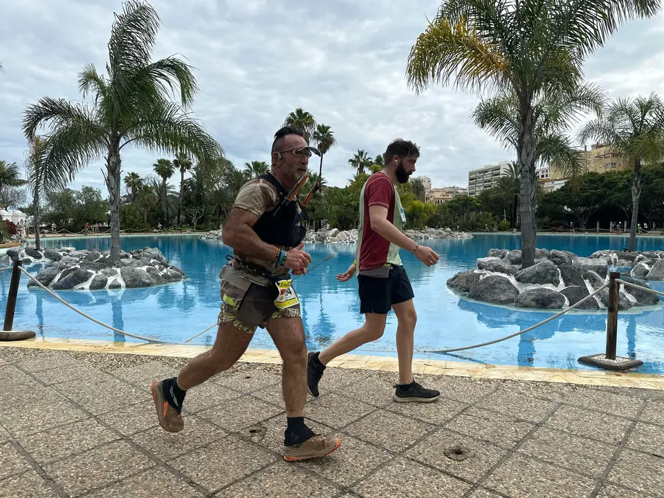 Paso por el Parque Mar&iacute;timo de la Cuna de la Legi&oacute;n / Mohamed Ettouileb