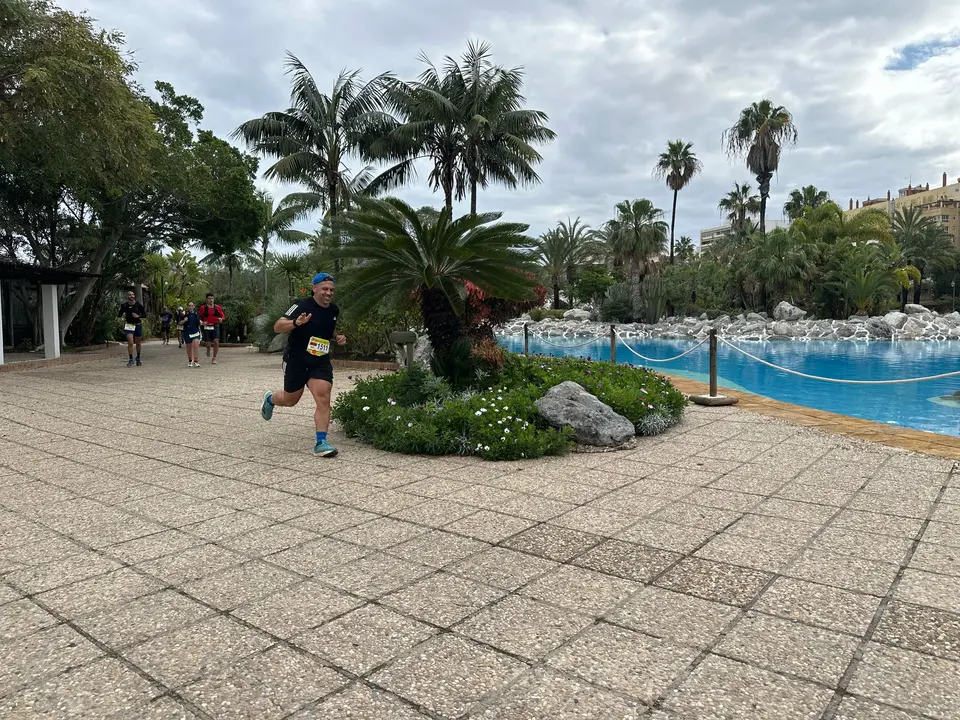 Paso por el Parque Mar&iacute;timo de la Cuna de la Legi&oacute;n / Mohamed Ettouileb