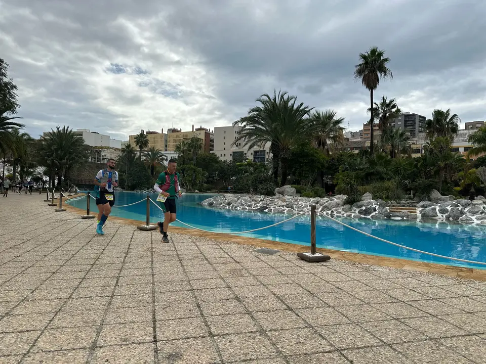 Paso por el Parque Mar&iacute;timo de la Cuna de la Legi&oacute;n / Mohamed Ettouileb