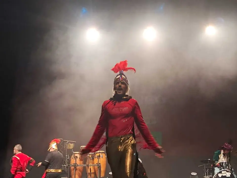 Concurso de Carnavales en el Revell&iacute;n / C&eacute;sar Mart&iacute;n