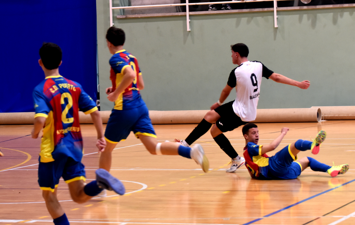 Derbi caballa en la Divisi&oacute;n de Honor Juvenil entre el Deportivo Ceut&iacute; y el CD Puerto (22)