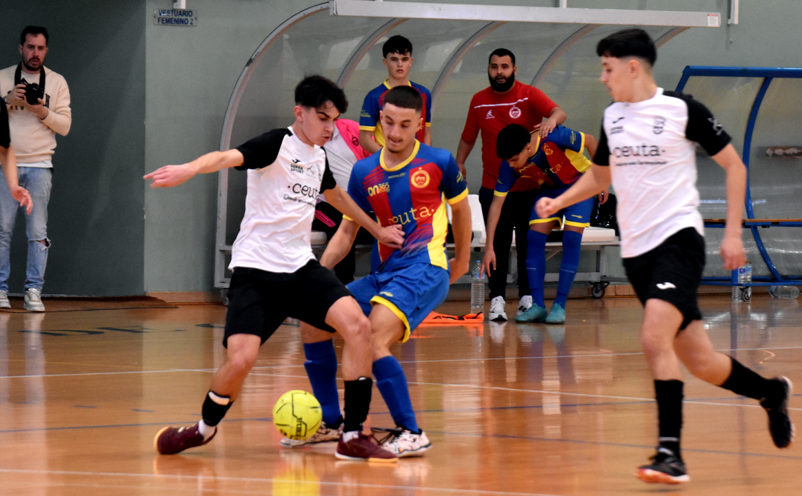 Derbi caballa en la Divisi&oacute;n de Honor Juvenil entre el Deportivo Ceut&iacute; y el CD Puerto (17)