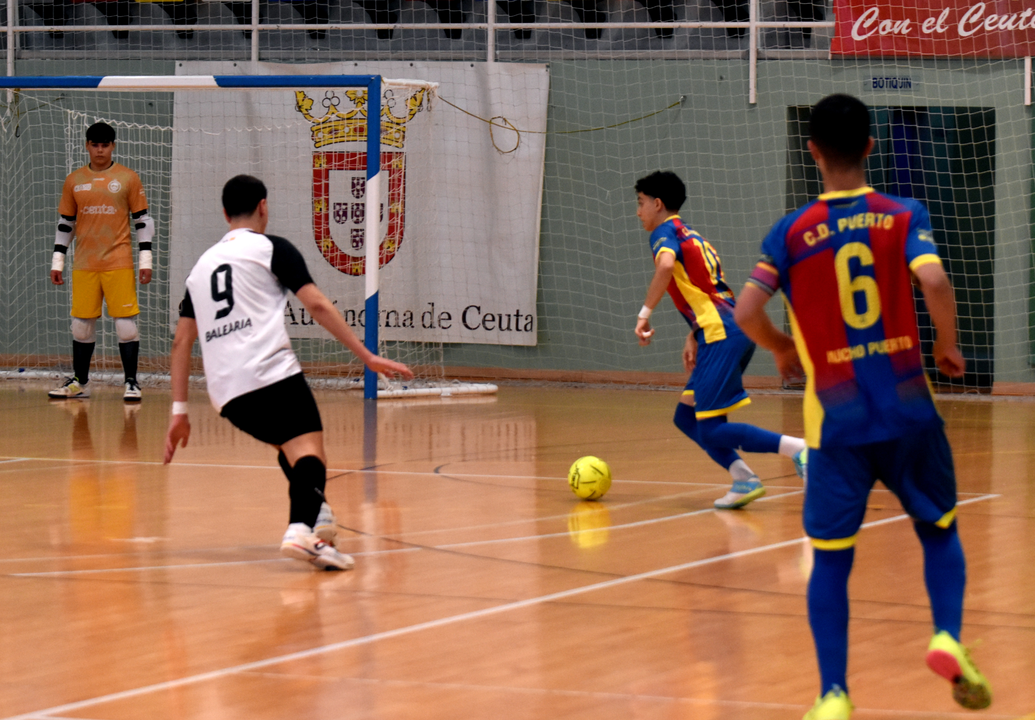 Derbi caballa en la Divisi&oacute;n de Honor Juvenil entre el Deportivo Ceut&iacute; y el CD Puerto (8)