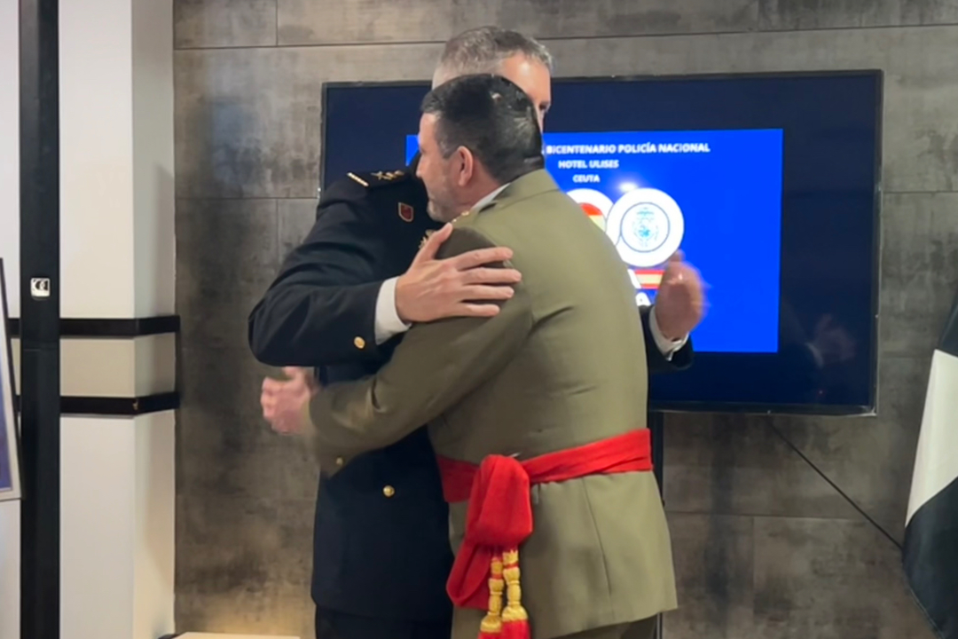 Acto de reconocimiento por el Bicentenario de la Polic&iacute;a Nacional / Alma Palomino