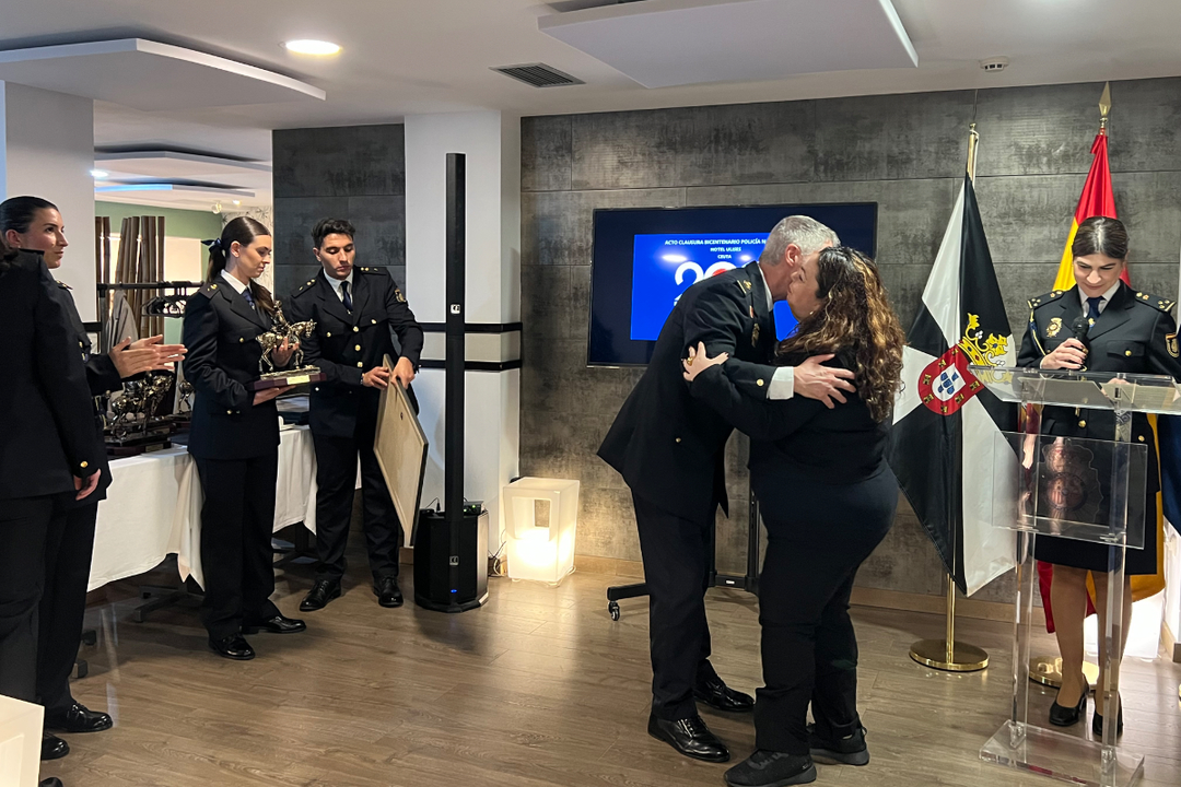 Acto de reconocimiento por el Bicentenario de la Polic&iacute;a Nacional