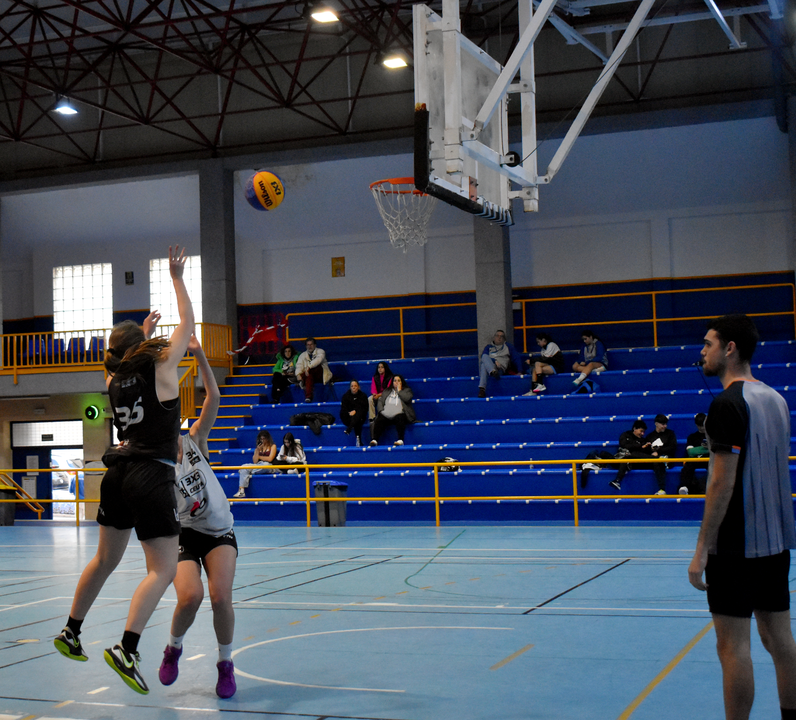 Jornada de Baloncesto 3x3 organizada por la Federaci&oacute;n de Baloncesto de Ceuta (8)
