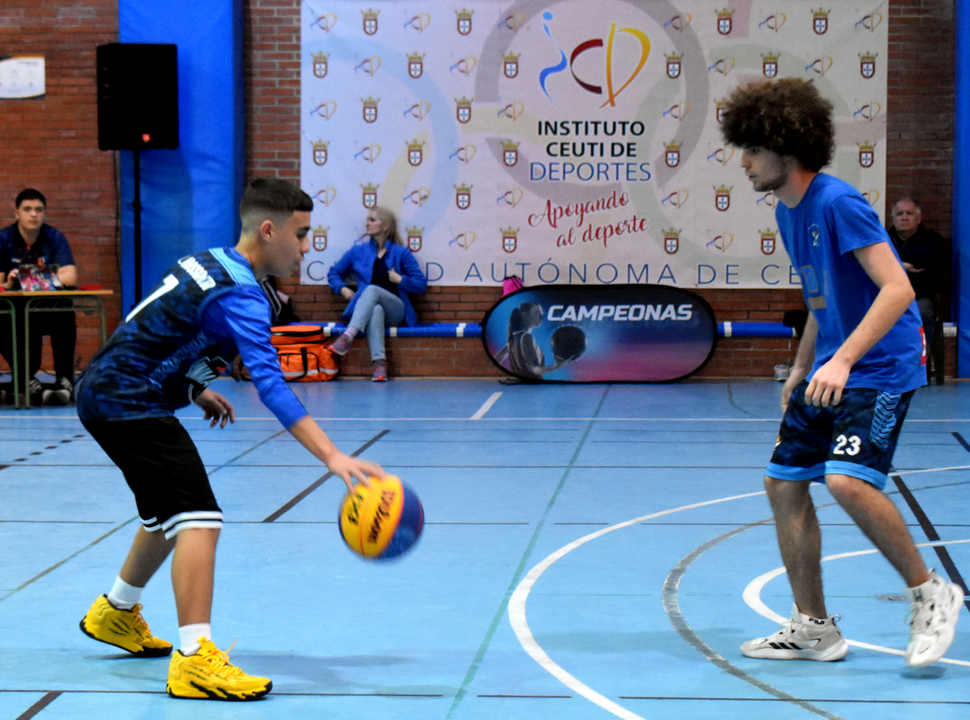 Jornada de Baloncesto 3x3 organizada por la Federaci&oacute;n de Baloncesto de Ceuta (23)