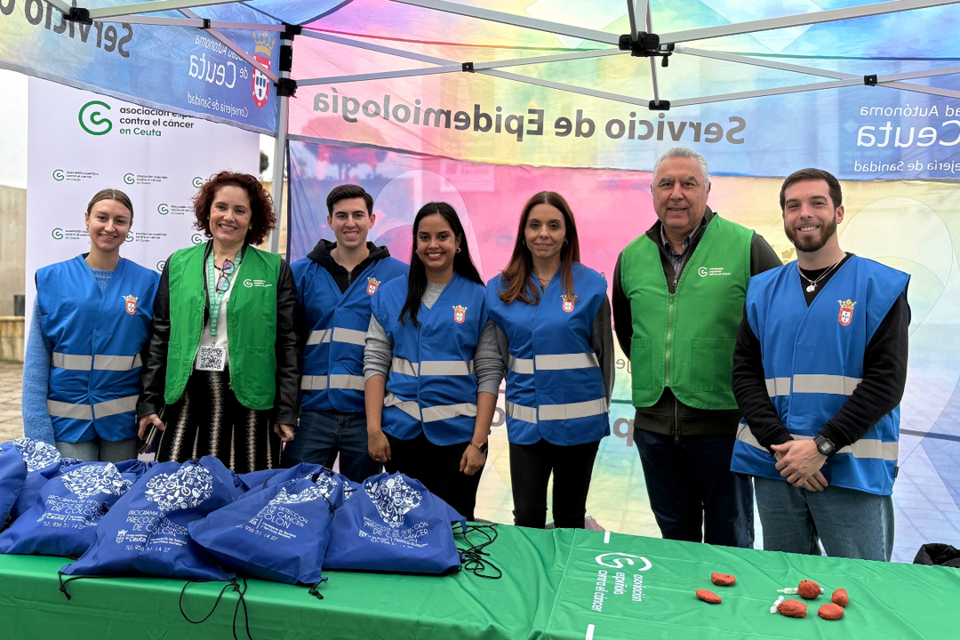 Campa&ntilde;a de concienciaci&oacute;n y cribado de c&aacute;ncer de colon / Alma Palomino