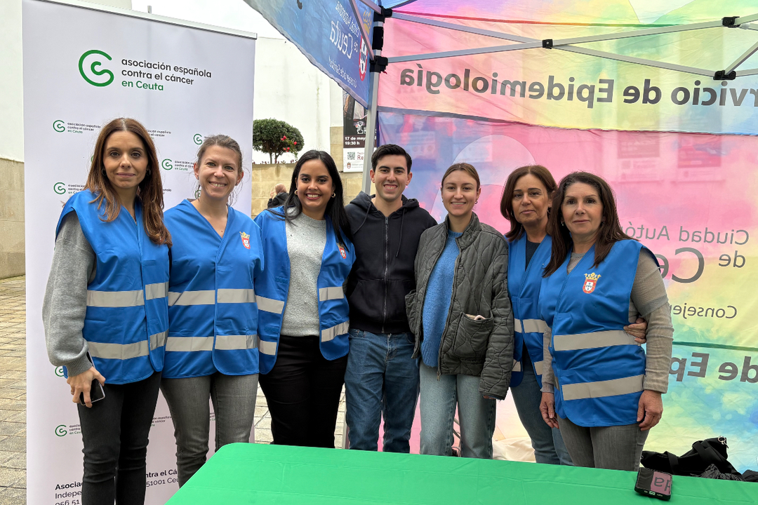 Campa&ntilde;a de concienciaci&oacute;n y cribado de c&aacute;ncer de colon / Alma Palomino