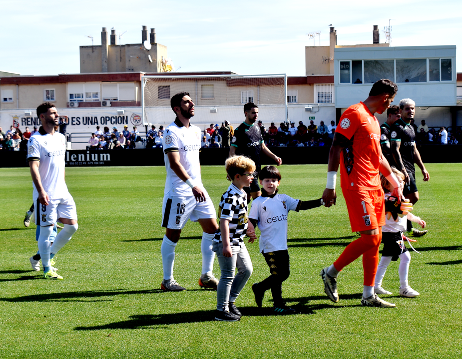 Encuentro entre la AD Ceuta FC y el CD Alcoyano (10)