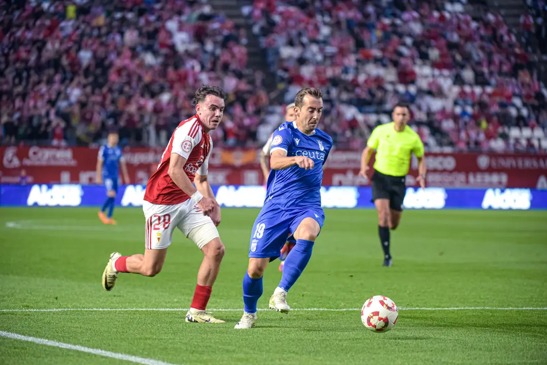 Encuentro entre el Real Murcia y la AD Ceuta FC