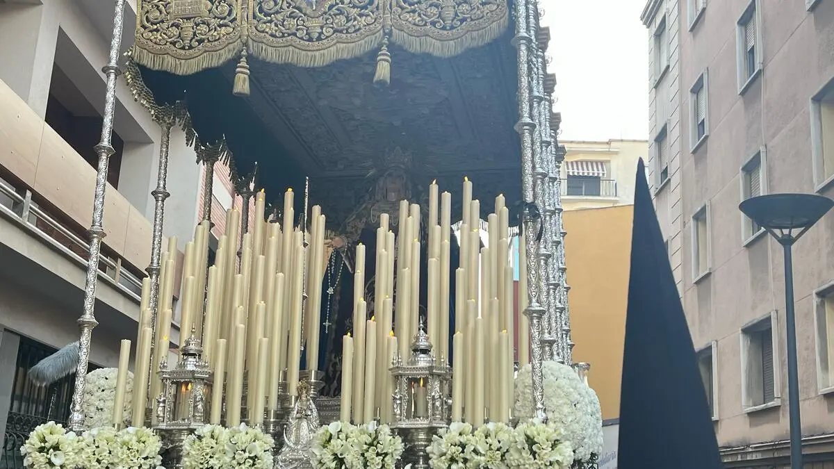 Las Penas / Andr&eacute;s Illescas