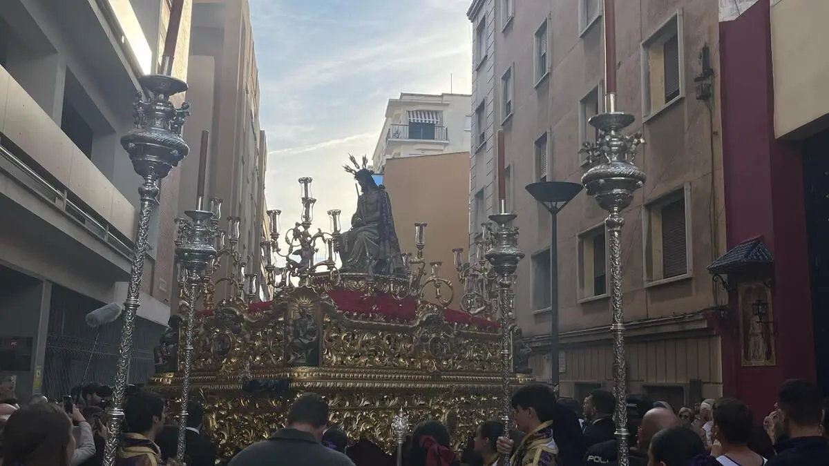 Las Penas / Andr&eacute;s Illescas