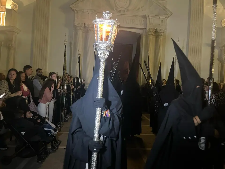 El Santo Entierro / Andr&eacute;s Illescas